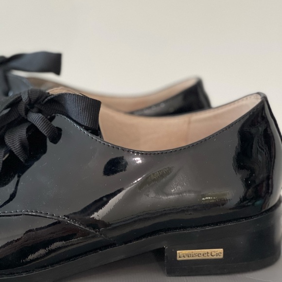 Louise et Cie black patent lace up shoe - Picture 4 of 5